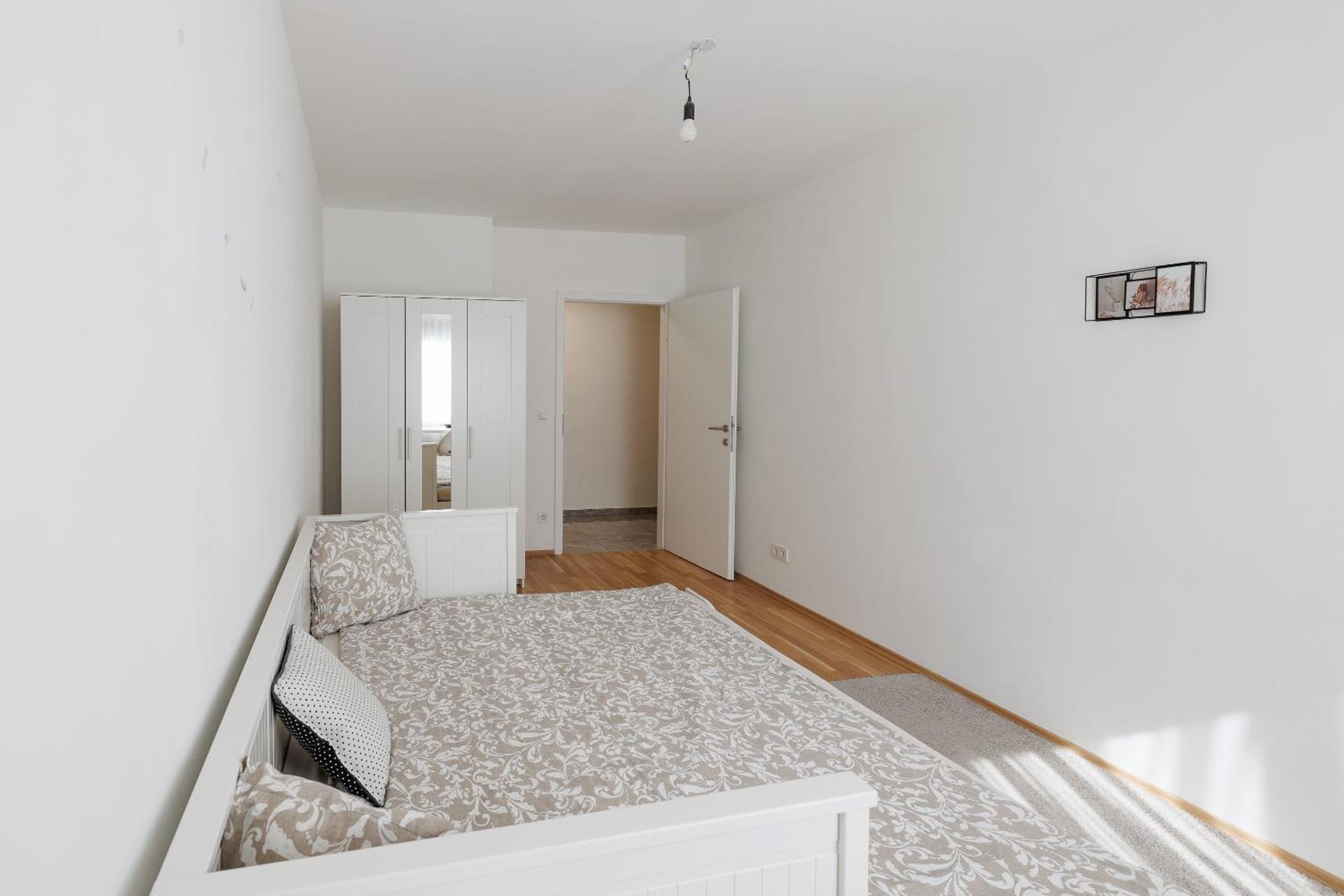 Cozy, Spacious And Charming 4 Bedrooms Apartament Bécs Kültér fotó