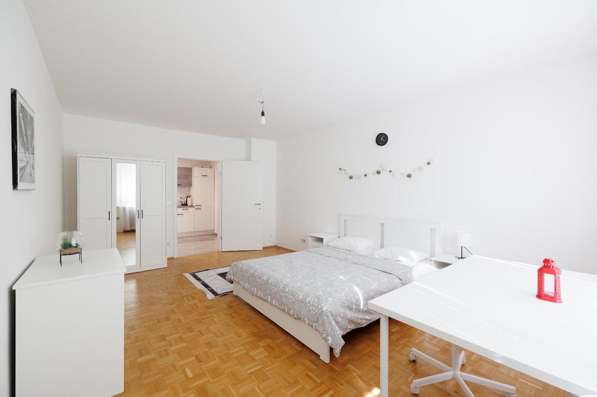 Cozy, Spacious And Charming 4 Bedrooms Apartament Bécs Kültér fotó