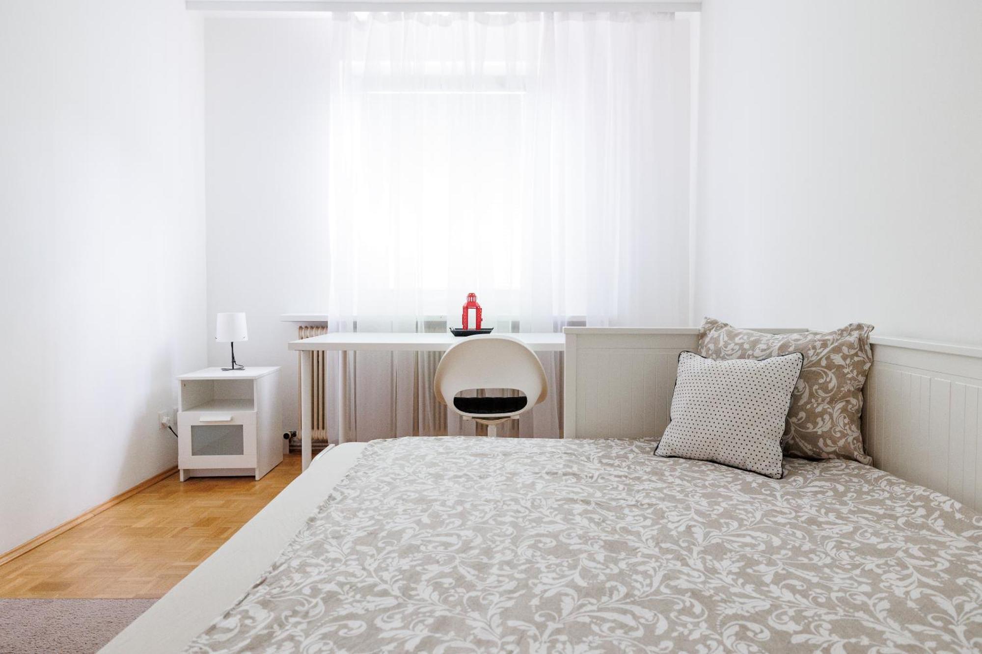 Cozy, Spacious And Charming 4 Bedrooms Apartament Bécs Kültér fotó
